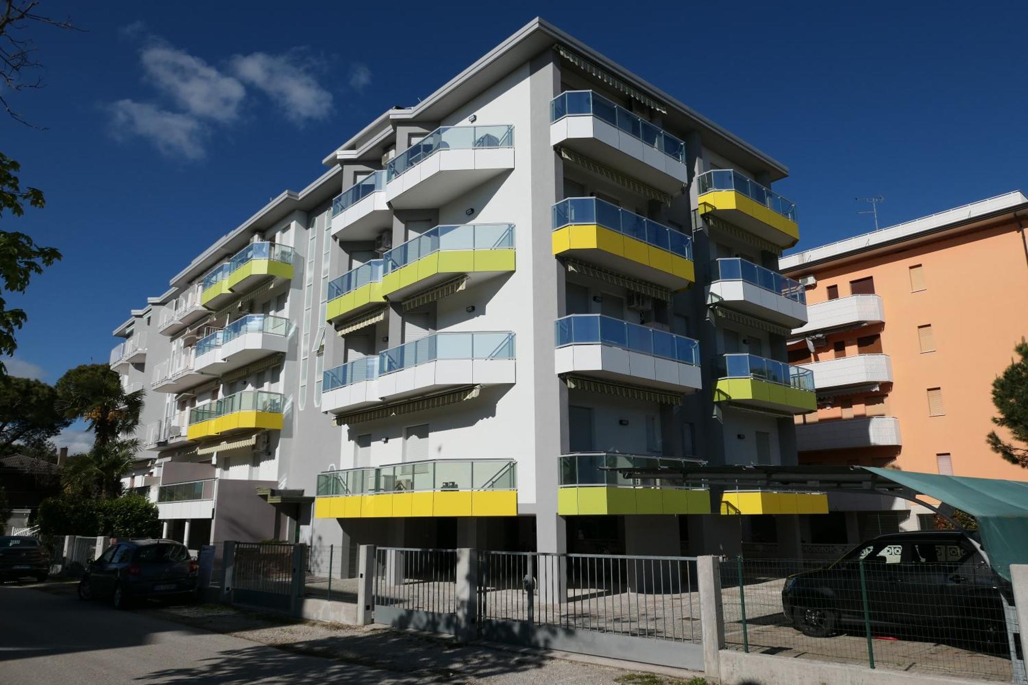 Linz 19 Lägenhet Bibione Exteriör bild
